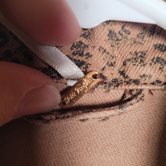 Free People Oversized Denim Jacket Snake Skin Print Brown Women's Size XS - Picture 5 of 11